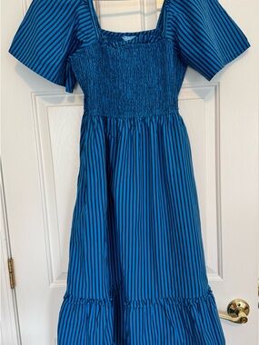 Draper James Deana smocked midi dress blue striped size medium